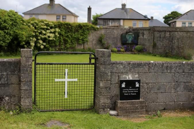 tuam, ireland, mass grave,