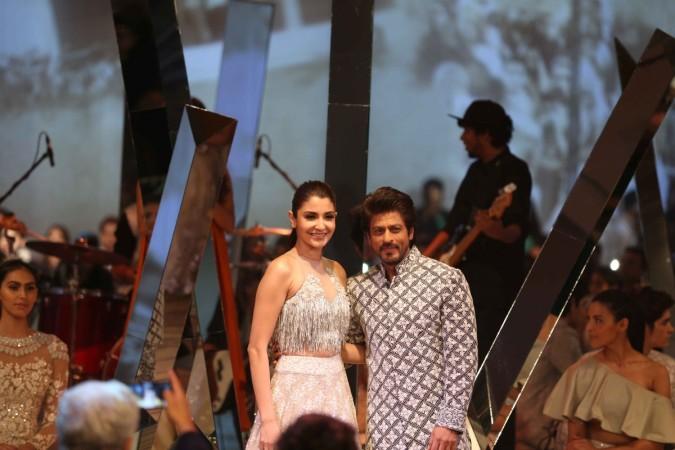 Shah Rukh Khan, Anushka Sharma at Mijwan Summer 2017 Shah Rukh Khan, Anushka Sharma