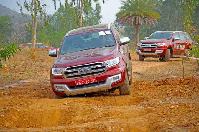 Ford Endeavour at articulation test Ford Endeavour