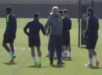 Alexis Sanchez shakes Arsene Wengers hand after training ground bust-up rumours