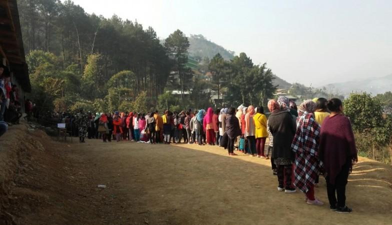 People in queue to vote in the Manipur Assembly Elections 2017