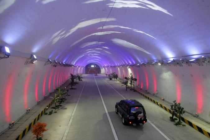 Zhongnanshan Tunnel, China Zhongnanshan Tunnel, China