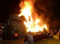 King Kong statue bursts into flames at film premiere
