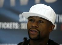Floyd Mayeather officially out of retirement, Floyd Mayeather, Conor McGregor, Floyd Mayeather vs Conor McGregor, Mayeather next fight, McGregor next fight, boxing news, UFC news
