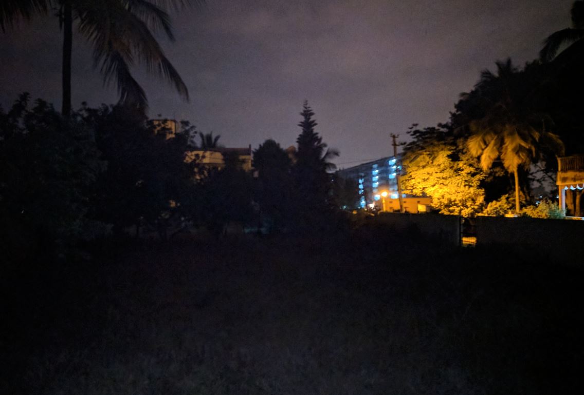 Google Pixel XL's primary camera sample taken during night Google Pixel XL, review, Pixel XL review, camera, Pixel XL camera review