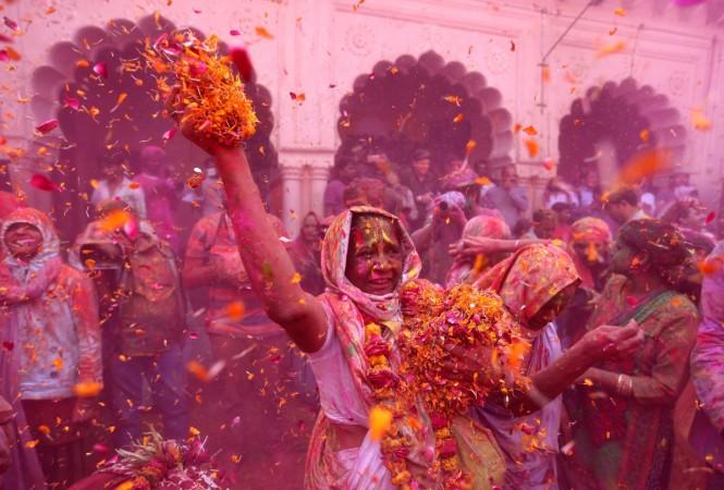 Holi 2017