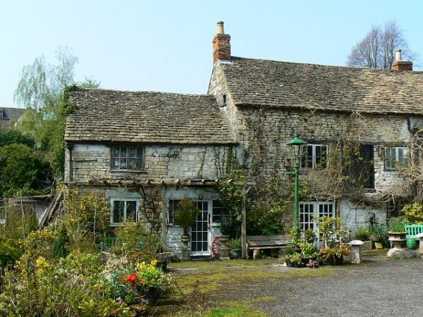 The hauntedAncient Ram Inn, England Ancient Ram Inn, England
