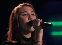 Hanna Eyre performs on The Voice Season 12