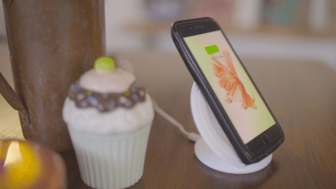 Eye - Smart iPhone case
