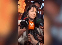 Canadian teacher Maggie MacDonnell wins $1m prize for work in remote Artic communities