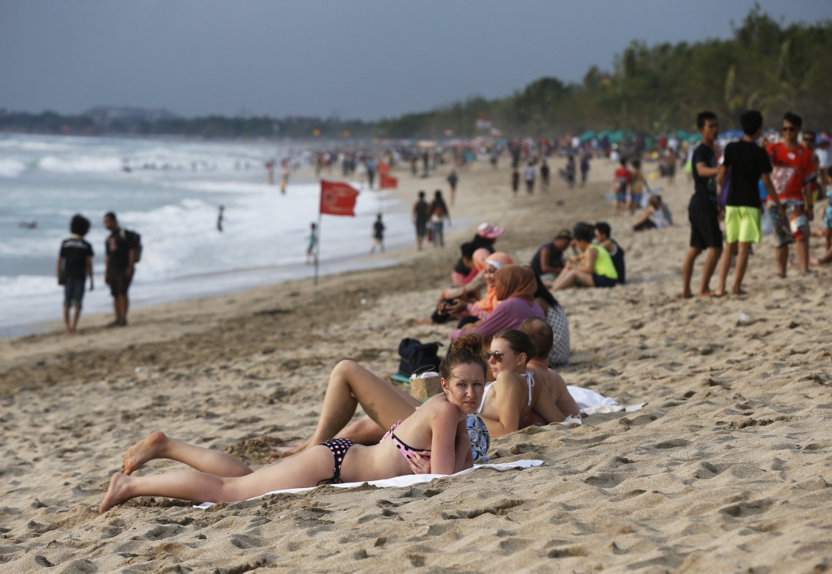 outbound tourism, bank of indonesia, indonesia, jakarta, indian tourists in singapore, stb, indian tourists to singapore 2016, top destinations for indian travellers