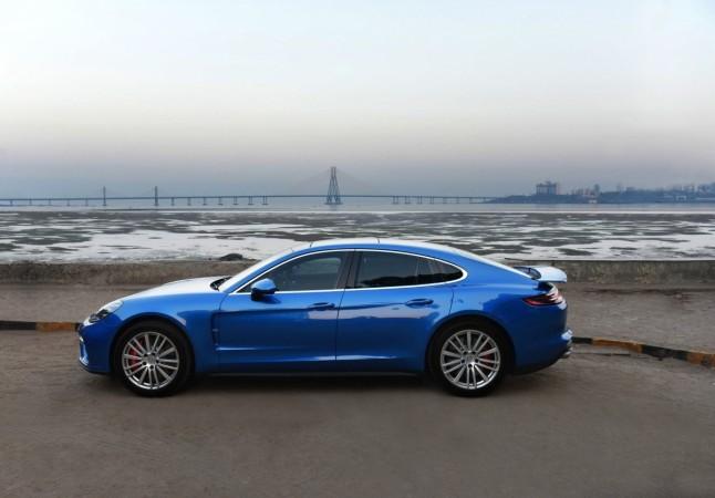 2017 Porsche Panamera 2017 Porsche Panamera