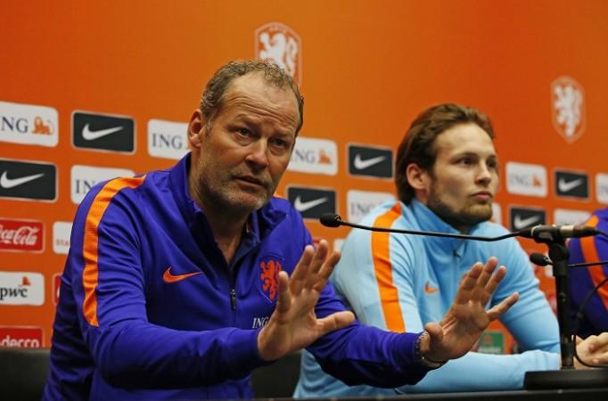 Manchester United defender Daley Blind proud of dad Danny despite his  removal as Netherlands manager - IBTimes India
