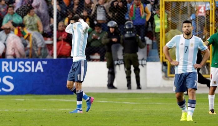Angel Di Maria and Sergio Aguero react after the final whistle, March 28, 2017 Angel Di Maria, Sergio Aguero, Argentina, Bolivia, World Cup qualifiers