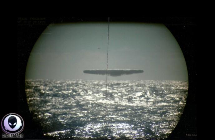 ufo, underwater, mysterious, strange, alien,