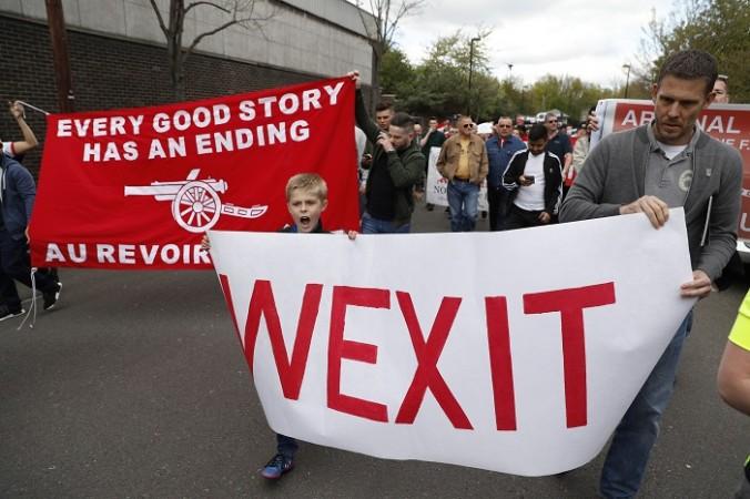 Fans protested outside the Emirates Stadium, April 2, 2017 Arsenal, fans, protests, Arsene Wenger, Emirates Stadium