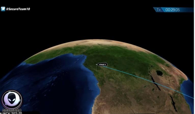 326k ufo, SpaceX, weird news, mystery, spotted, alien, spacecraft,