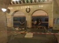 Footage shows people escaping train carriage minutes after St Petersburg blast