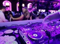 DJ