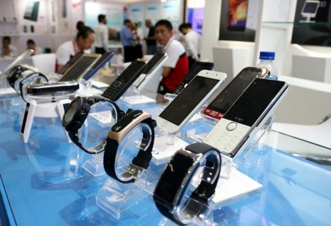 mobile sales, mobile sales in india, handset makers, smartphones, smartphone makers in india