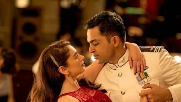 Karthi and Aditi Rao Hydari in Cheliya Karthi and Aditi Rao Hydari in Cheliya