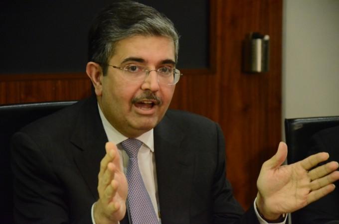 Kotak Mahindra Bank Executive Vice-Chairman and Managing Director Uday Kotak addresses during the launch of '811 banking app' in Mumbai on March 29, 2017. kotak mahindra bank, kmb, uday kotak, digital banking, kotak 811, online banking, banks in india, indian banks