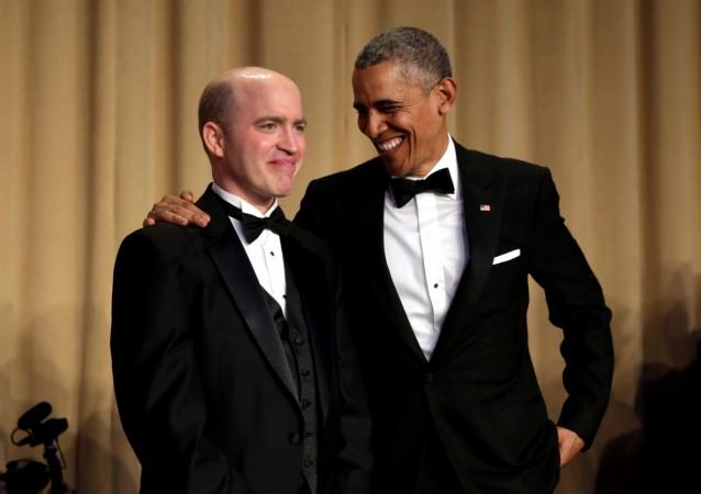 U.S. President Barack Obama talks to Jeff Mason of Thomson Reuters at the White House Correspondents' Association annual dinner in Washington, U.S., April 30, 2016 U.S. President Barack Obama talks to Jeff Mason of Thomson Reuters at the White House Correspondents' Association annual dinner in Washington, U.S., April 30, 2016.