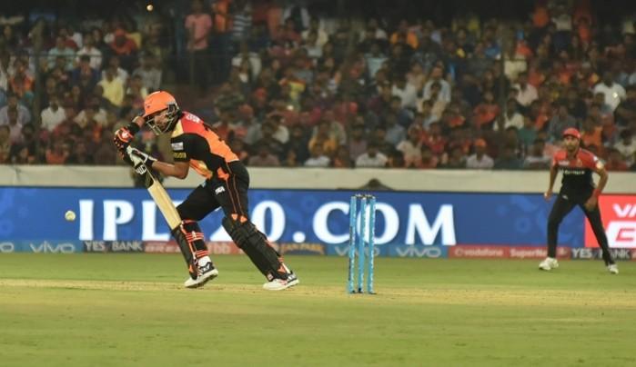 Yuvraj Singh. Yuvraj Singh, IPl 2017, SRH, Shikhar Dhawan's family