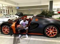 Floyd Mayweather with his Bugatti Veyron Grand Sport Vitesse