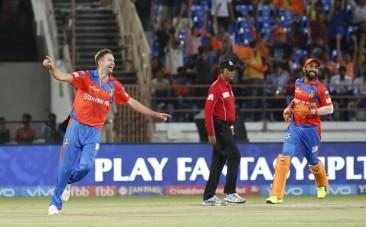 Andrew Tye, IPL 2017, RIsing Pune Supergiant, Andrew Tye hat-trick