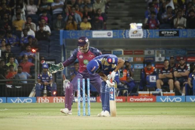 Rohit Sharma, MS Dhoni. Mumbai Indians, IPL 2017, Rohit Sharma, Gujarat Lions.