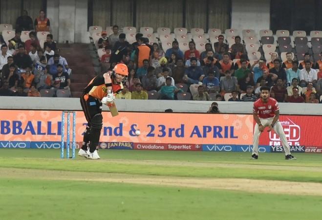 David Warner played another impressive innings for SRH, April 17, 2017 David Warner, SRH, KXIP, IPL 2017, Cariappa