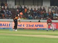 David Warner, SRH, KXIP, IPL 2017, Cariappa
