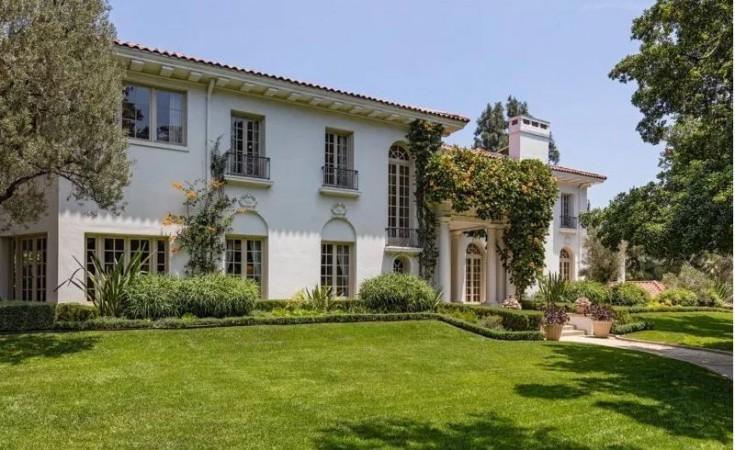 Angelina Jolie home