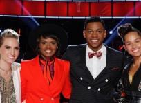Stephanie Rice, Vanessa Ferguson and Chris Blue with their coach Alicia Keys on The Voice USA 2017 Season 12