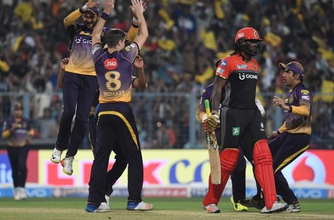 RCB need Chris Gayle to step up with the bat Chris Woakes, Manish Pandey, KKR, Chris Gayle, RCB