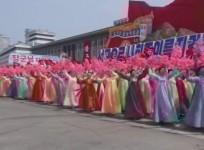 Incredible time-lapse of North Korea parade