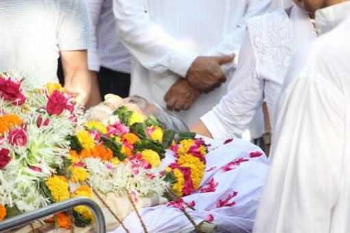 Vinod Khanna funeral Vinod Khanna funeral