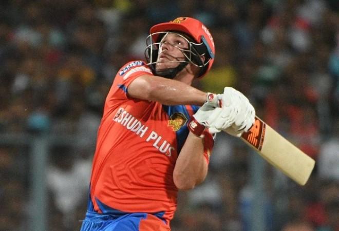 Aaron Finch tore into the RCB bowlers Aaron Finch, Gujarat Lions, IPL 2017, KKR, RCB