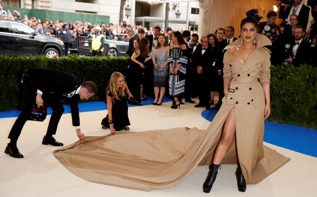 Baywatch actress Priyanka Chopra at Met Gala 2017 Priyanka Chopra at Met Gala 2017