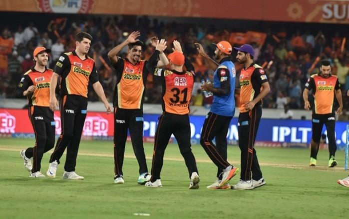 Sunrisers Hyderabad will look for their second away win of IPL 2017 SRH, Siraj, Henriques, KKR, IPL 2017