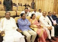 Siddaramaiah watches Baahubali 2