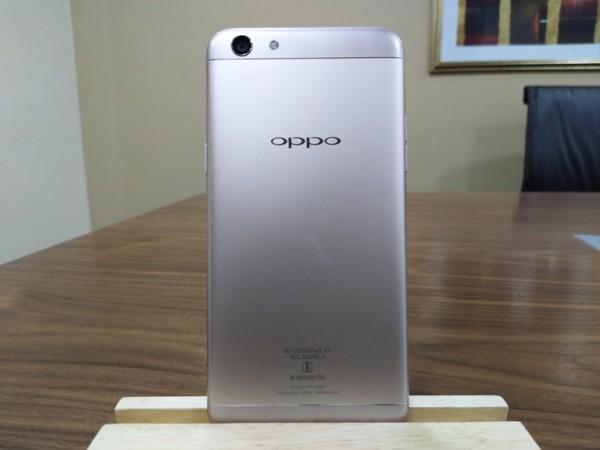 OPPO F3 Review OPPO F3 Review