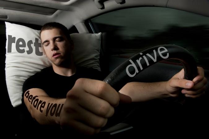 Sleeping while driving How to Stay Awake when Driving, night driving, sleeping while driving