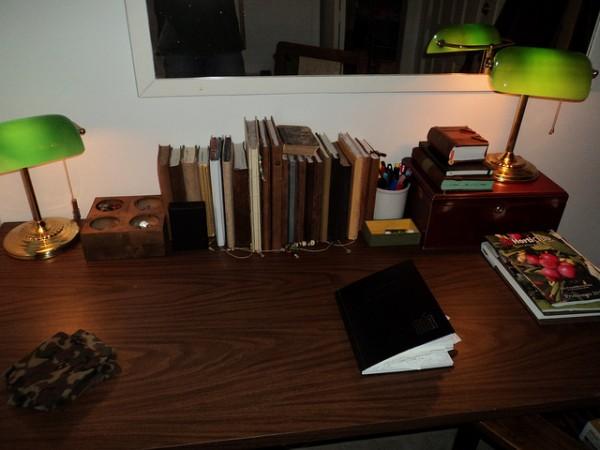 Fun and easy ways to create an organised and lively home office Home office