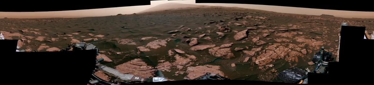 This 360-degree mosaic from the Mast Camera (Mastcam) on NASA's Curiosity Mars rover looks out over a portion of the Bagnold Dunes, which stretch for several miles. nasa, Mars, Curiosity Rover, space, sand dunes,