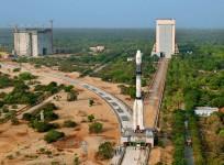 Panoramic View of GSLV-F06 being moved to Launch Pad