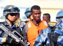 Chinese navy ship that foiled pirate attack on bulk carrier hands over suspects to Somalia
