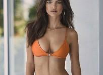 Emily Ratajkowski