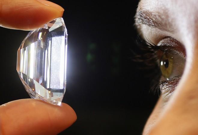 Quantum computing with diamond
